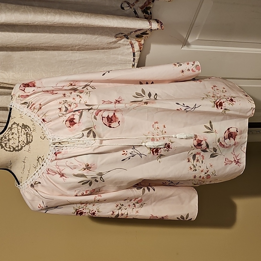 Floral Pink Blouse with Lace Trim